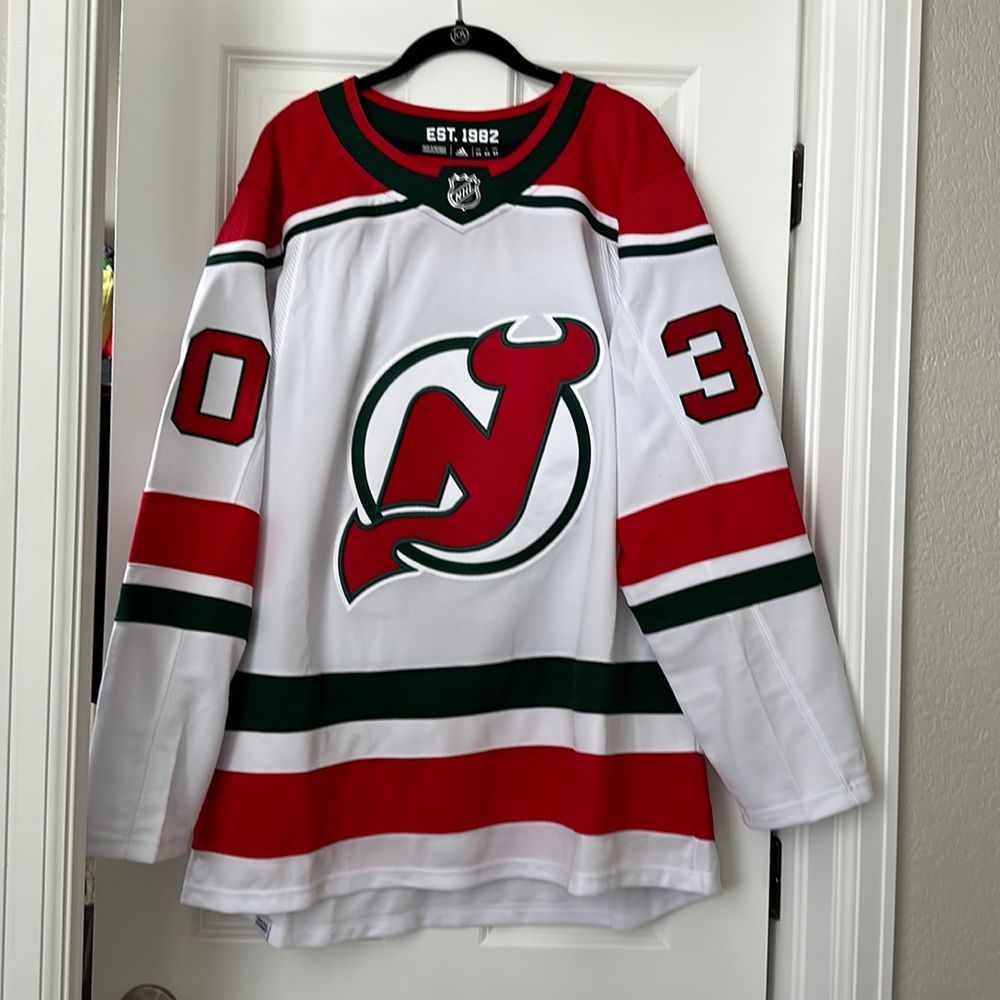 NEW WITH TAGS Brodeur NHL Devils Jersey